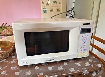 Mikrovlnná trouba Samsung – plně funkční