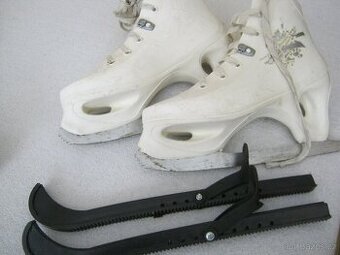 Dámské brusle TREX CARMEN, vel. 39, stélka 25 cm