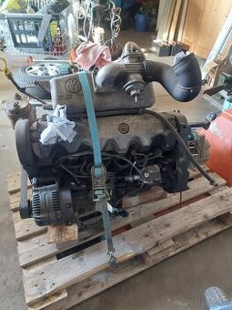 Motor a převodovka VW T4