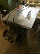 dřevoobráběcí stroje