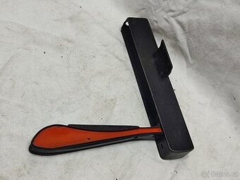 ŠKODA TATRA PRAGA MB DKW FUNKČNÍ MÁVÁTKO SMĚROVKA BOSCH