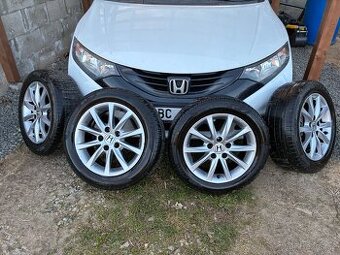 Alu kola R16 5x114,3 s letními Pirelli