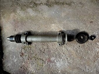 Hřídel k cirkulárce.