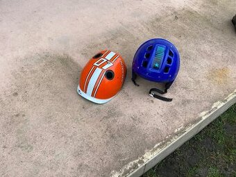 Brusle, přilby,přeskáče