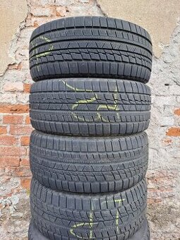 Prodam penumatiky 235/45 R17