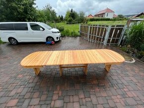 Dřevěný rozkládací stůl (až 355cm)