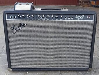 Fender Frontman 212R
