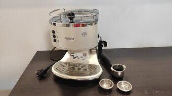 Delonghi kávovar ECO311.W