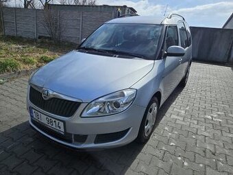 Škoda Roomster 1.6 TDI/ Climatronic/ Pojízdné
