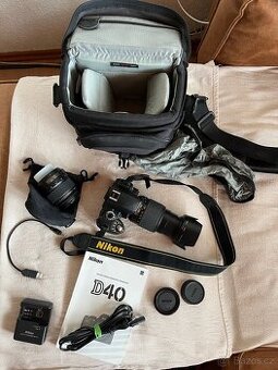 Nikon D40, kit s objektivy DX AFS 18-55, 55-200