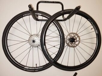 prodám kompletní kola ROVAL slx24