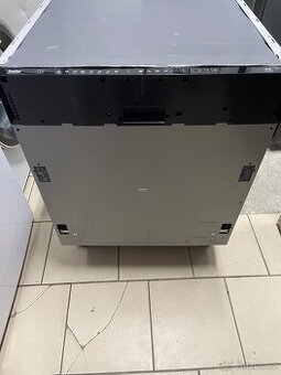 Nepoužitá myčka Beko BDIN38650C