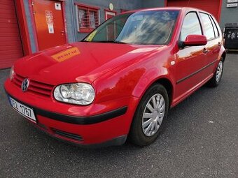 Prodám Golf 4 1,6 77kw rok výroby 2002