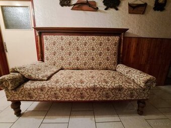 Prodám starožitné sofa - 1