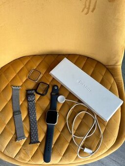 Apple Watch series 9, 45 mm silver záruka