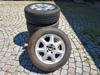 225/60r16 pro w220