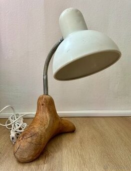 UPCYKL lampa bílá na dřevě polohovací FUNKČNÍ