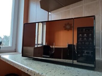 Mikrovlnná trouba - Samsung GE83X Valašské Meziříčí