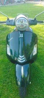Vespa 300 GTS české SPZ