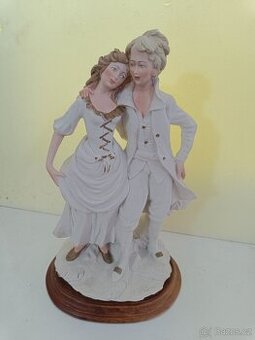 Socha Capodimonte, Italie. výš.30cm. signováno