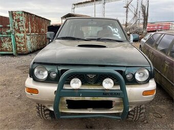 Nissan Terrano 2.7td 92kW - 1