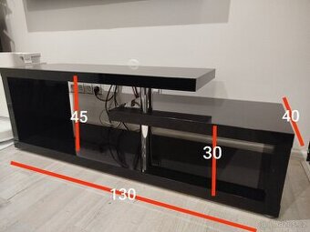 Prodám TV stolek, černý lesklý – Zlín