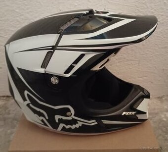 spickova zavodna MX prilba FOX V4 flight carbon velkost S
