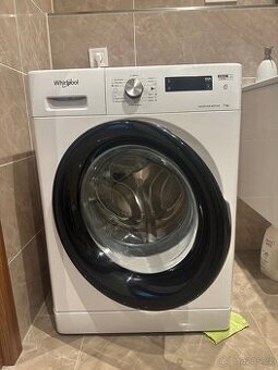 Pračka WHIRLPOOL FFS 7259 B EE