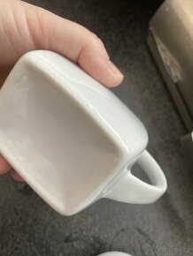 hrnecky, Skleničky a misky 25 Kč za kus konvicky 40 za kus