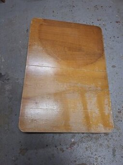 Starý rozkládací stůl