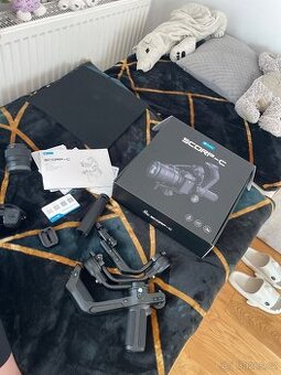 Feiyu SCORP C - Gimbal pro kamery a bezzrcadlovky do 2,5kg