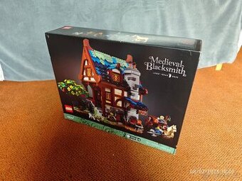 LEGO® Ideas 21325 Středověká kovárna