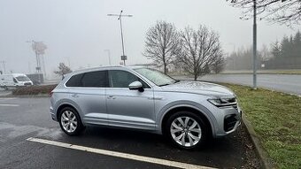 Volkswagen Touareg, 210kW R-Line,vzduch,DPH,tažné,Webasto
