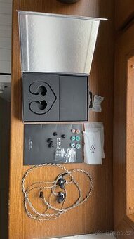 hi-res sluchátka FiiO JH5 černá