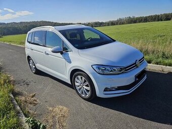 Volkswagen Touran 1.4 TSI 110kw, Highline, Nehavarováno