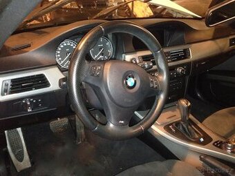 BMW e92 šedé hliníkové obložení interiéru