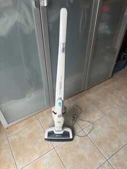 Tyčový vysavač Elektrolux ErgoRapido