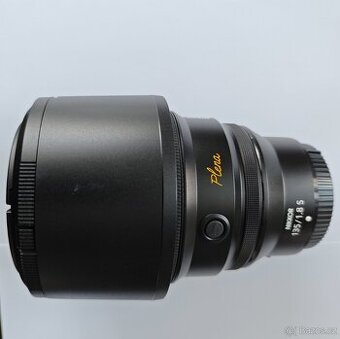 Nikon z 135 mm F 1,8 plena