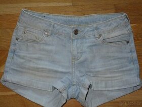 dívčí džínové kraťasy vel. 146