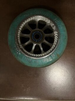 River kolečka juzzy carter