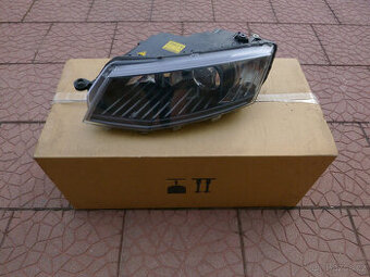 Škoda Octavia III originál levé světlo xenon 5E1941015B