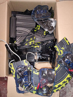 Autodráha 2x CARRERA,1x Stunt Raceway-3 dráhy