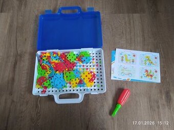 Stolní hry, puzzle, hračky