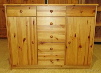Komoda z borovice se šuplíky - celomasiv - Výborný stav
