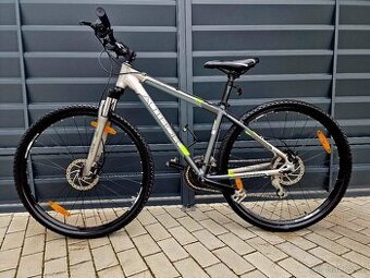 (4)Crossové/Trekingové hliníkové kolo Author