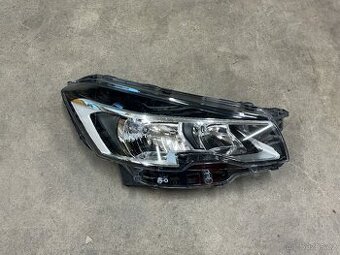 Peugeot 508 Facelit - pravé světlo.