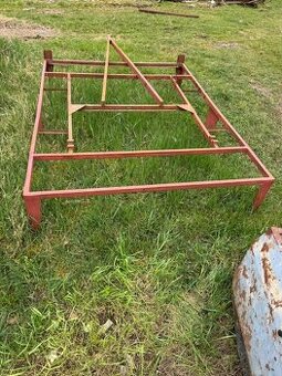 3 přívěsné vozíky