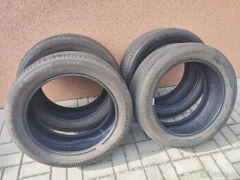 Prodám letní pneu Michelin 235/50/19