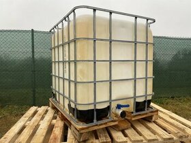 Nádrž na vodu 1000l - IBC kontejner - vyčištěný