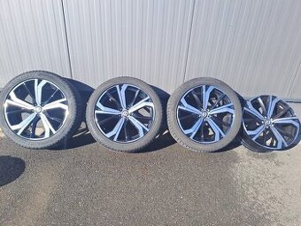 Prodám ALU kola Volvo R21 + pneu